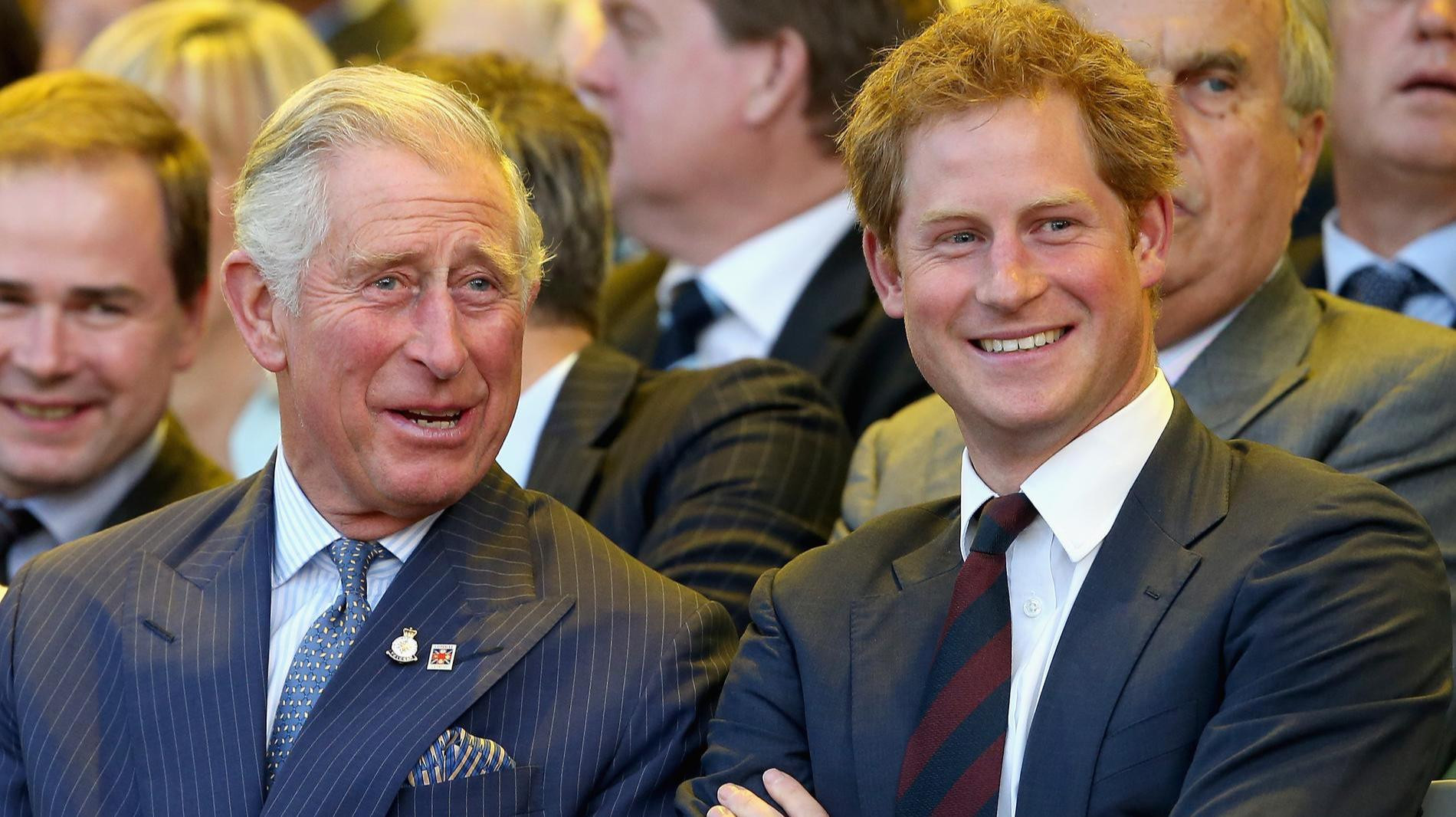 Карл III и принц Гарри. Фото: Getty Images